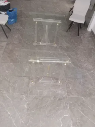Mesa de cristal moderna