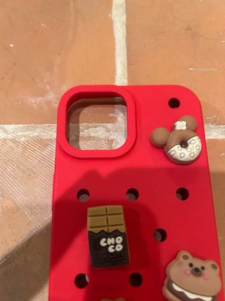 Cover iPhone Rosso con Charms