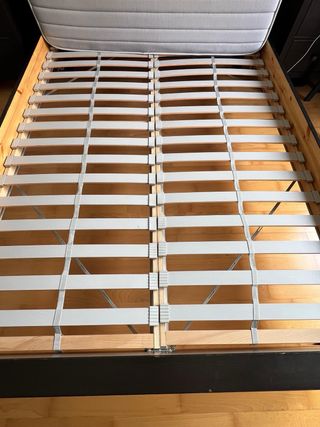 Estructura Cama Ikea Madera y Colchón