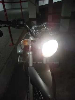 BMW R850R Naked Moto