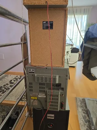 Equipo música Sony + Samsung altavoces