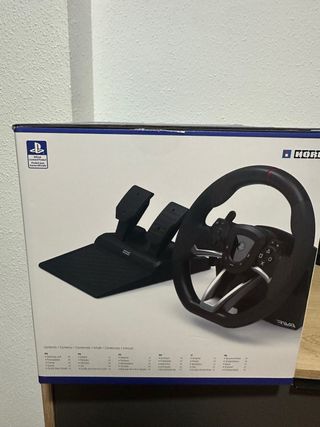 Volante Hori Racing Wheel Apex PS4/PS5 + pedales |