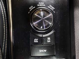 Lexus IS 300h Executive Tecno + Navibox