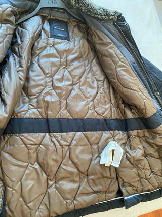 Chaqueta Zara Hombre Azul con Cuello Peludo