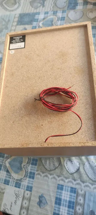 Altavoces Beige y Gris no los envío