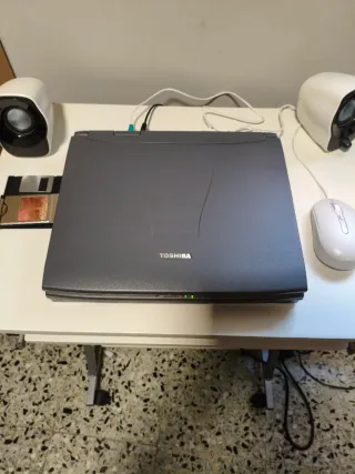 Toshiba Satellite Pro 4300 Portátil