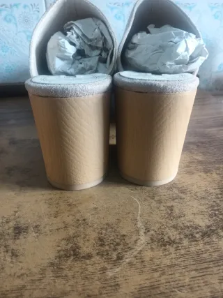 Zuecos Corina Beige Talla 38