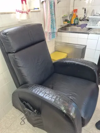 Sillón individual de piel negro