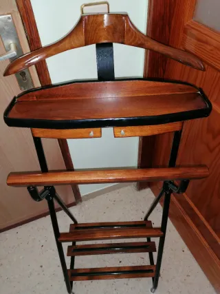 Galán de noche vintage restaurado