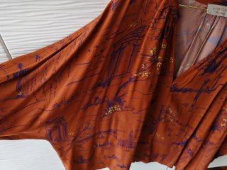 Blusa Limited  estampada y de diseño favorecedor