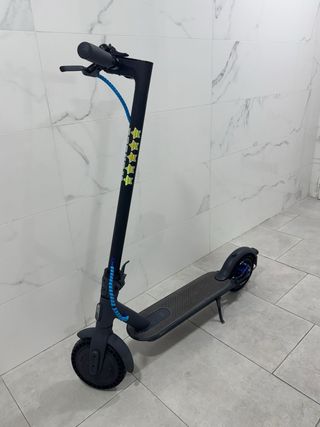 Patinete eléctrico Xiaomi Mi Electric Scooter 3