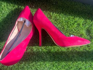 Zapatos de tacón fucsia talla 37 Zara