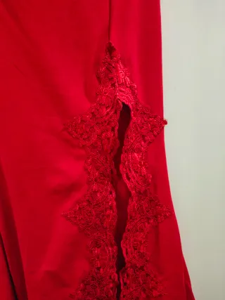 FASHION NOVA - Vestido largo rojo