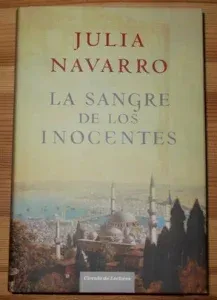 La sangre de los inocentes. Julia Navarro. DEDICAT
