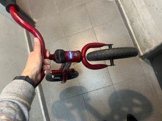 Bicicleta de equilibrio Chicco Roja