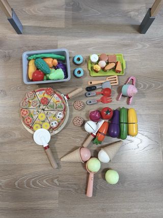 Cocina infantil de madera con accesorios