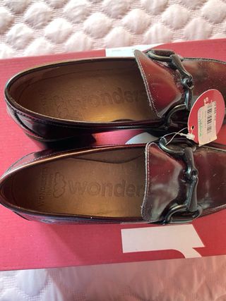 Zapatos Wonders