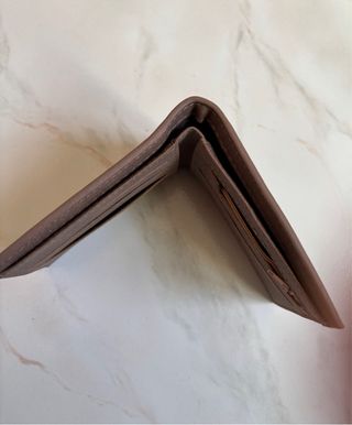 Lote 2 Carteras: Pull&Bear Negra y Baborry Marrón