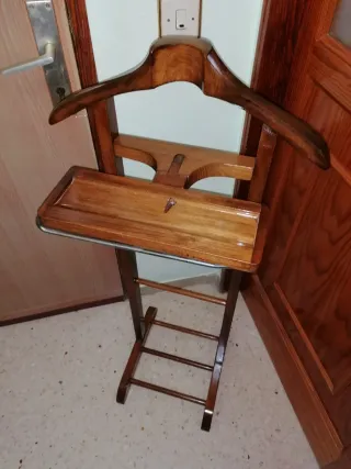 Galán de noche antiguo de madera