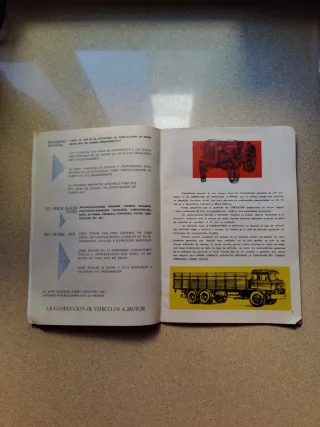 Libro cuaderno vehículos automóviles