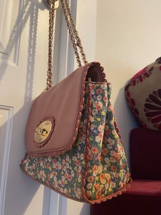 Bolso rosa vintage cadena estampado floral