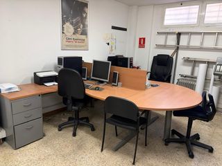 Mesa de oficina madera y metal