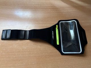 Brazalete Deportivo (Cabe iPhone 13 y similares)