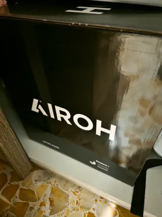 Airoh Commander 2 Carbon