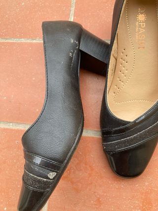 Zapatos tacón negros