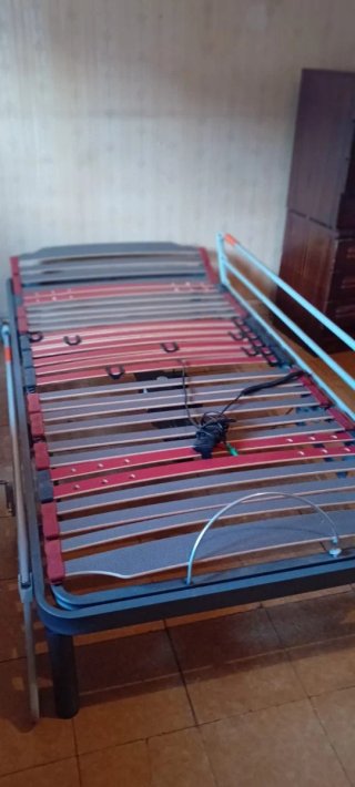 Cama articulada eléctrica