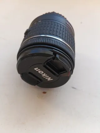 Objetivo Nikon AF-P DX VR 18-55mm f/3.5-5.6G