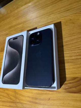 iPhone 15 Pro 256GB Azul Marino