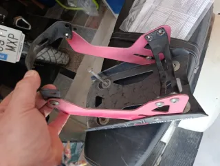 Pinza para rueda de remolque