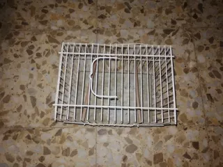 Jaula para pájaros pequeña