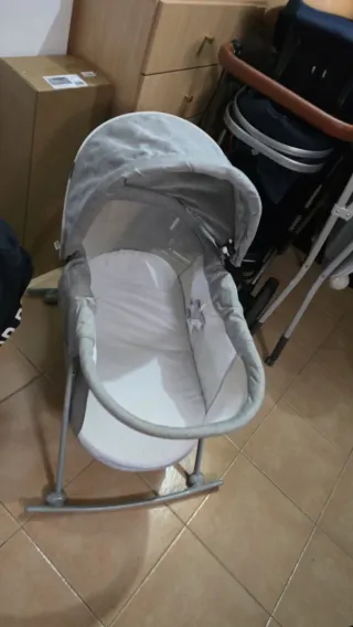 Carrito de bebé azul