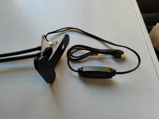 Lámpara LED Doble con Pinza