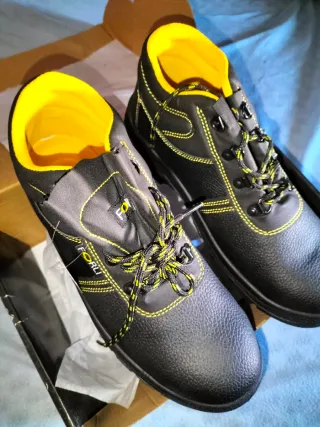 Zapatos de seguridad Forli Talla 43 nuevos