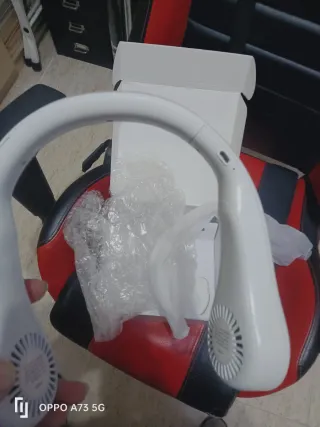 Ventilador de cuello blanco