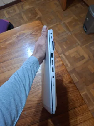 HP Elitebook 840 g6 i5 Docking Station