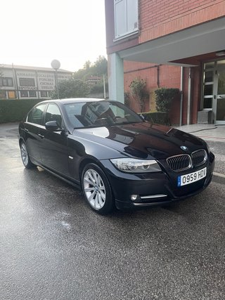 BMW Serie 3 318d e90 LCI 2011 exclusive edition