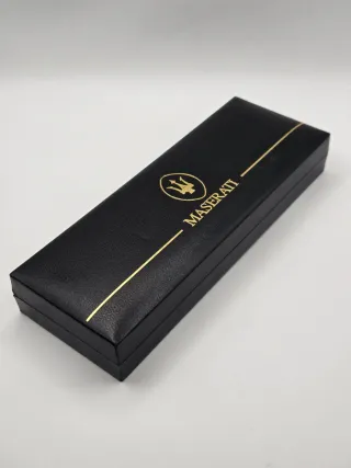 Esferográfica Maserati Vintage dourada e bordeaux