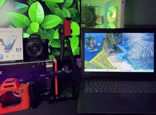 Portátil Lenovo + Cámara Sony Alpha + Micrófono
