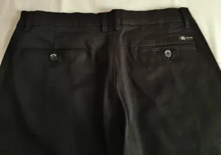 Pantalones tipo chinos hombre