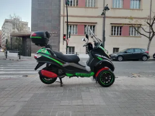 Piaggio MP3 250