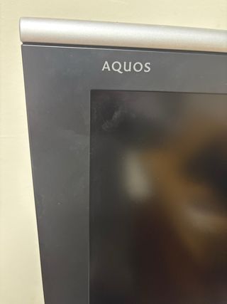 TV Sharp Aquos 42 + Descodificador Astrell