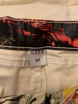 Pantalón estampado Talla M