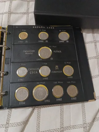 Álbum de monedas Juan Carlos 1977 a 1993  completo