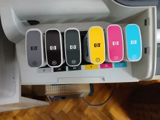 Ploter HP Designjet T1100ps para piezas o arreglar