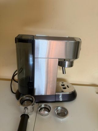 Cafetera Delonghi Dedica