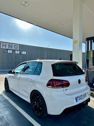 Volkswagen Golf 6R NACIONAL